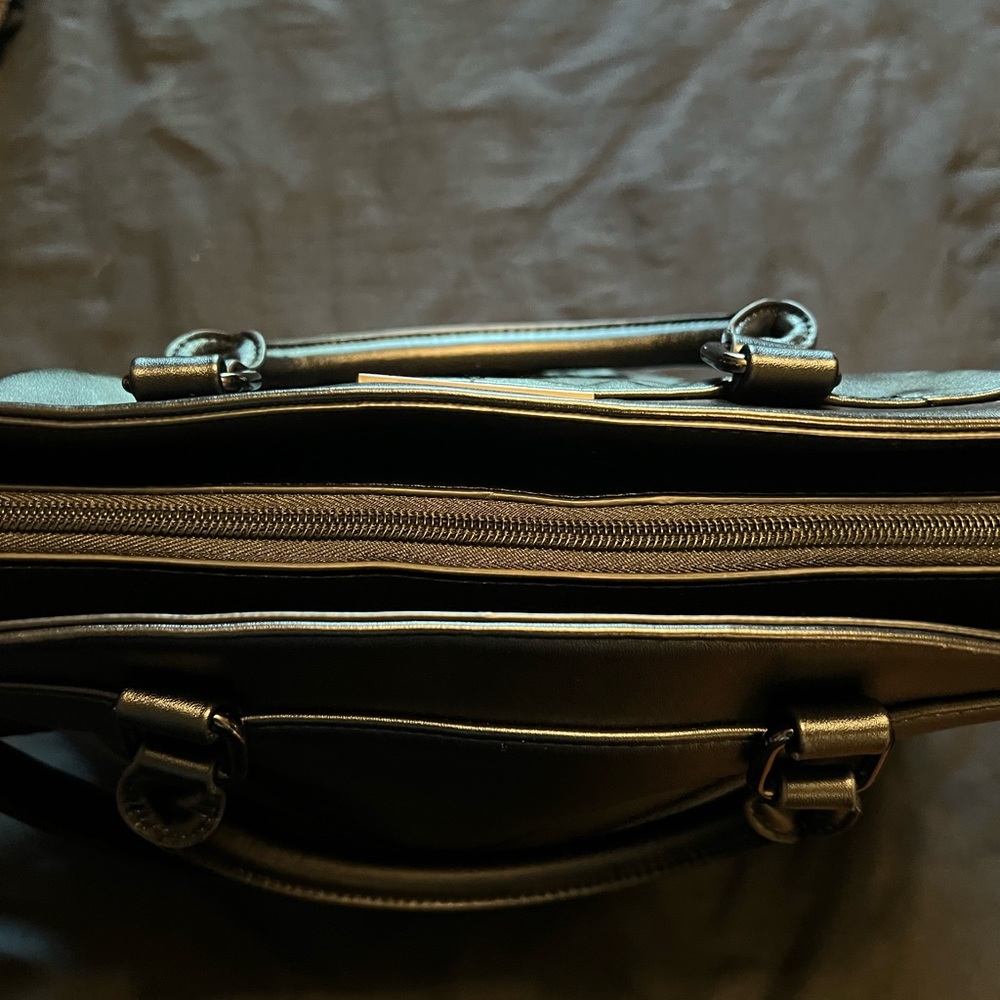 Bad Behavior Inc Charlotte Purse - Picture 10 of 15